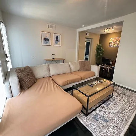 Downtown Dallas Chic Style 1Bed Abode